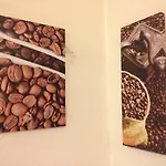 Miu Hotel 2*